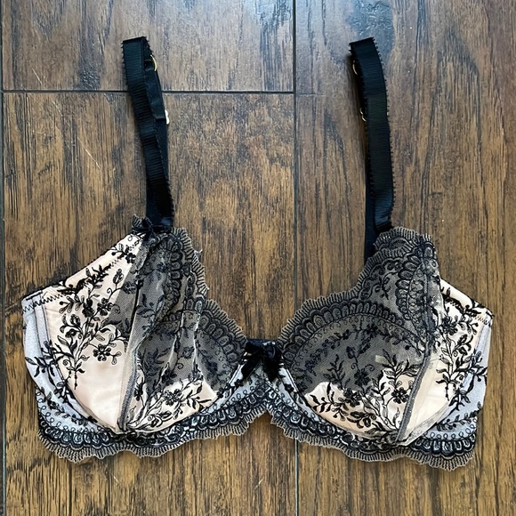 Dita Von Teese Black Lace Wired Bra - Picture 1 of 10